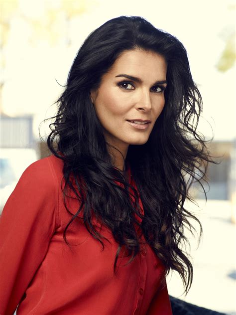 Angie Harmon